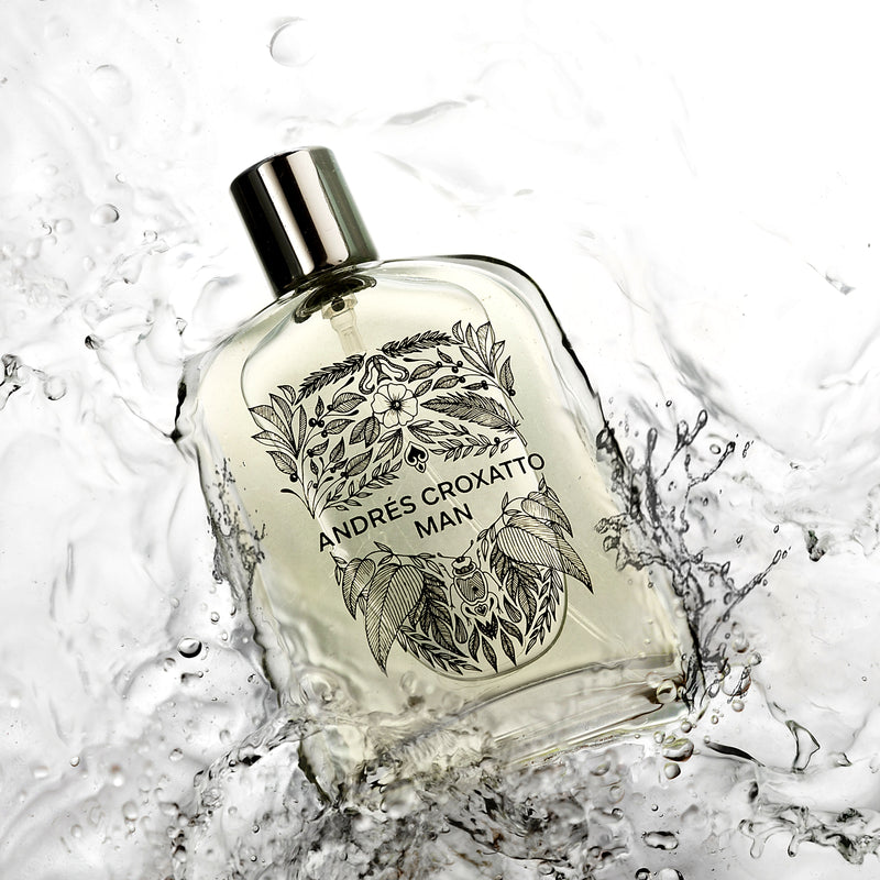 Perfume Croxatto con splash de agua.
